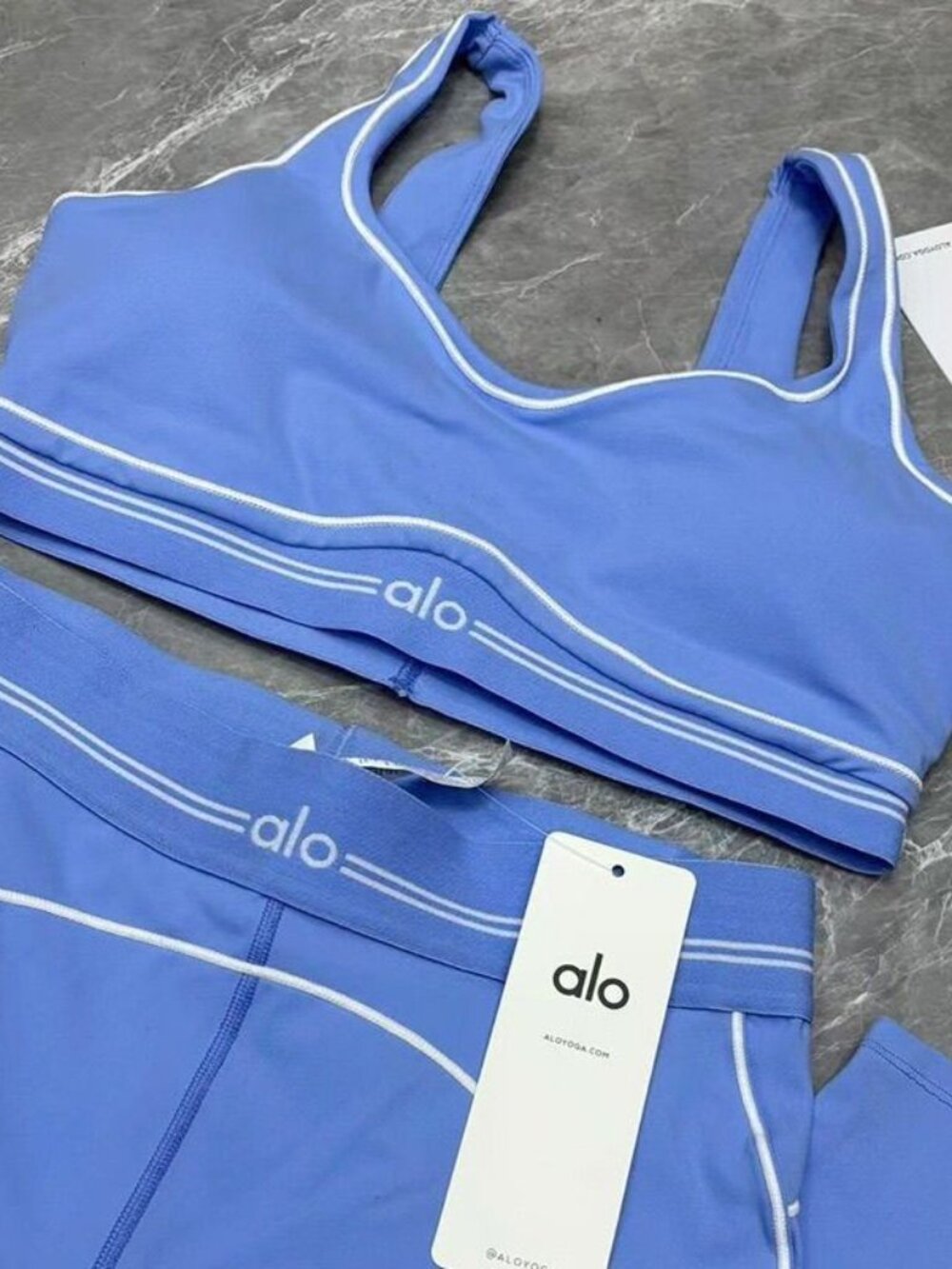 Alo Blue Sports Bra and Leggings Set, Size S - Picture 3 of 5